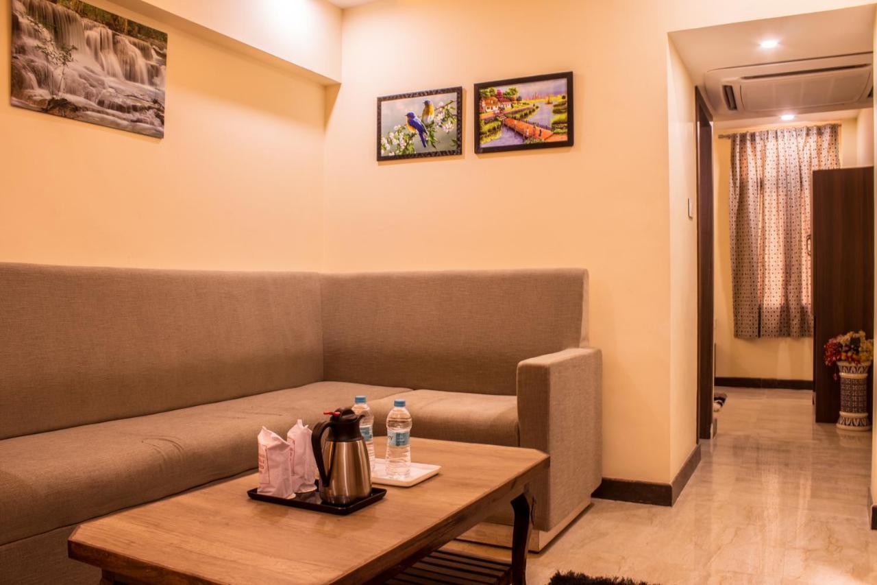 Hôtel Lav Kush International à Bénarès Extérieur photo
