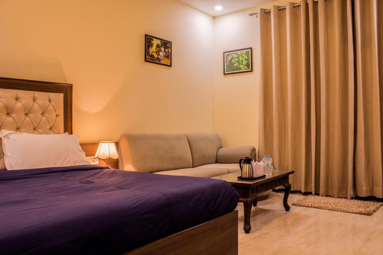 Hôtel Lav Kush International à Bénarès Extérieur photo